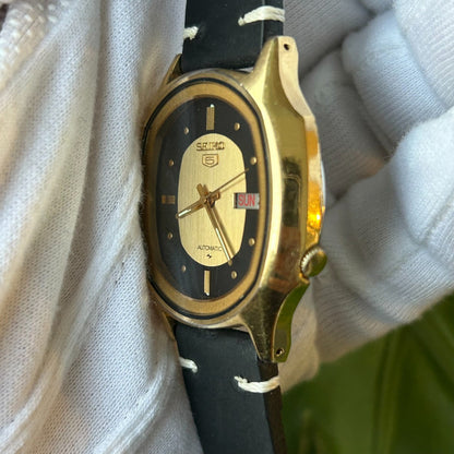 Reloj Seiko 5 Hombre Vintage 1983 Automático Inglés/árabe Edición Inter