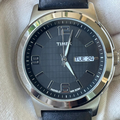 Reloj Timex Hombre Daydate Negro 2014 Indiglo Dial Cuadri