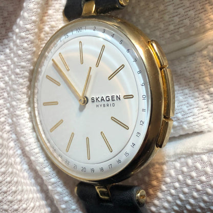 Reloj Skagen Mujer 2017 Híbrido Signatur Dorado Cuero Negro