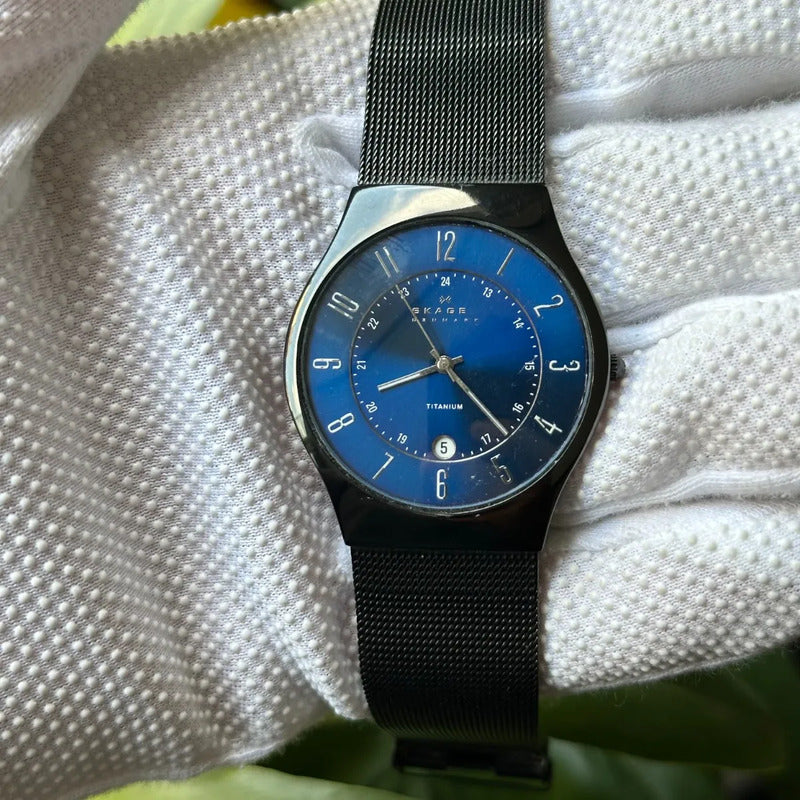 Skagen Danés Hombre Titanium 2004 Ultra Liviano Delgado Leer