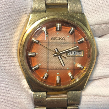 Seiko Automático Vintage 1977 Cristal Facetado Cara Cobre.