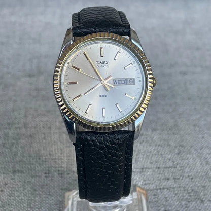 Reloj Timex Quartz Day-date Hombre Vintage 1988 Bisel Acanalado