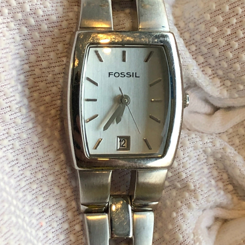 Reloj Fossil Mujer 2001 Caja Tonneau Sunburst Vertical