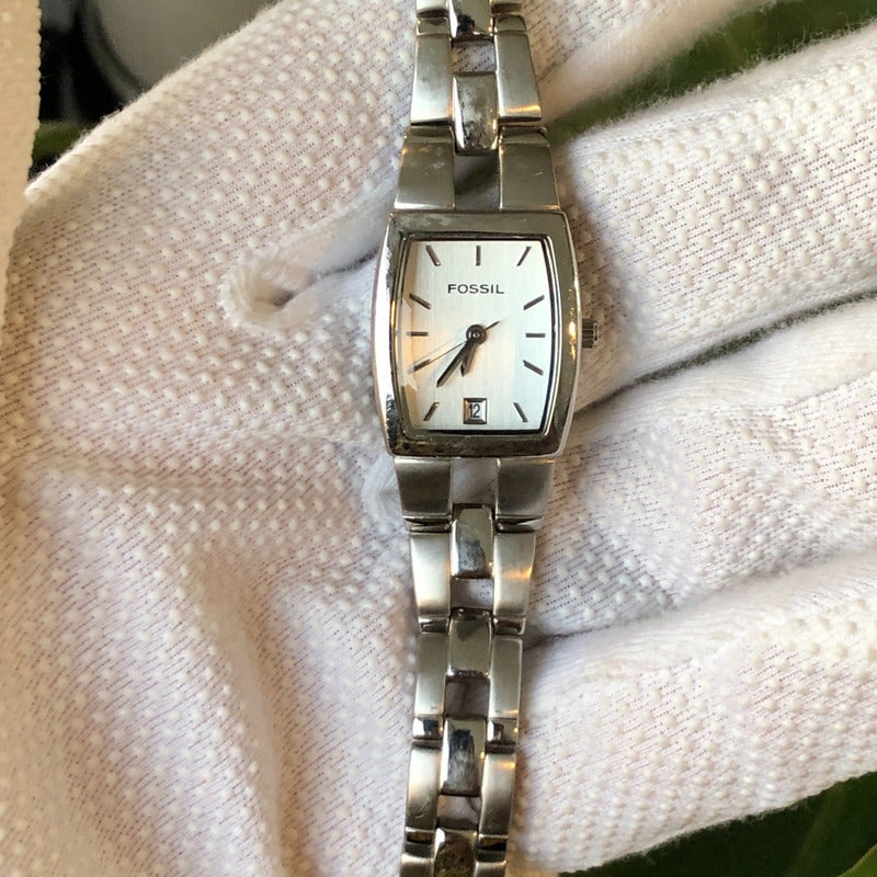 Reloj Fossil Mujer 2001 Caja Tonneau Sunburst Vertical