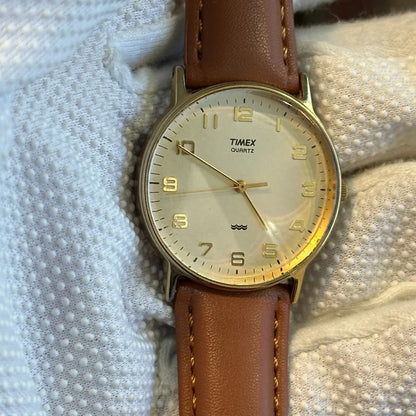 Reloj Timex Hombre Año 1998 Dial Crema Numerales Aplicados