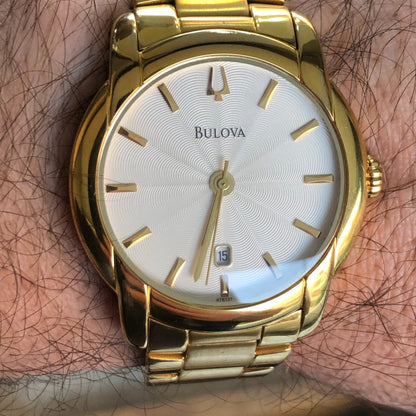Reloj Bulova Hombre Año 2012 Dial Guilloché Fecha A Las 6