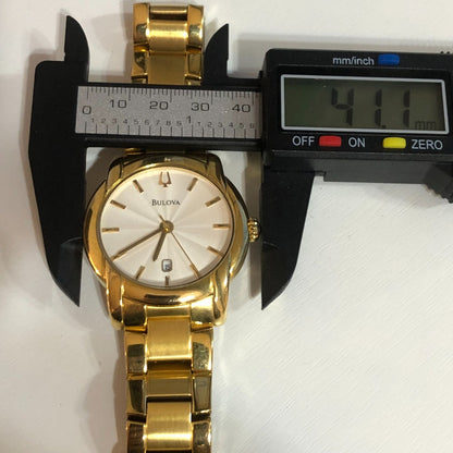 Reloj Bulova Hombre Año 2012 Dial Guilloché Fecha A Las 6