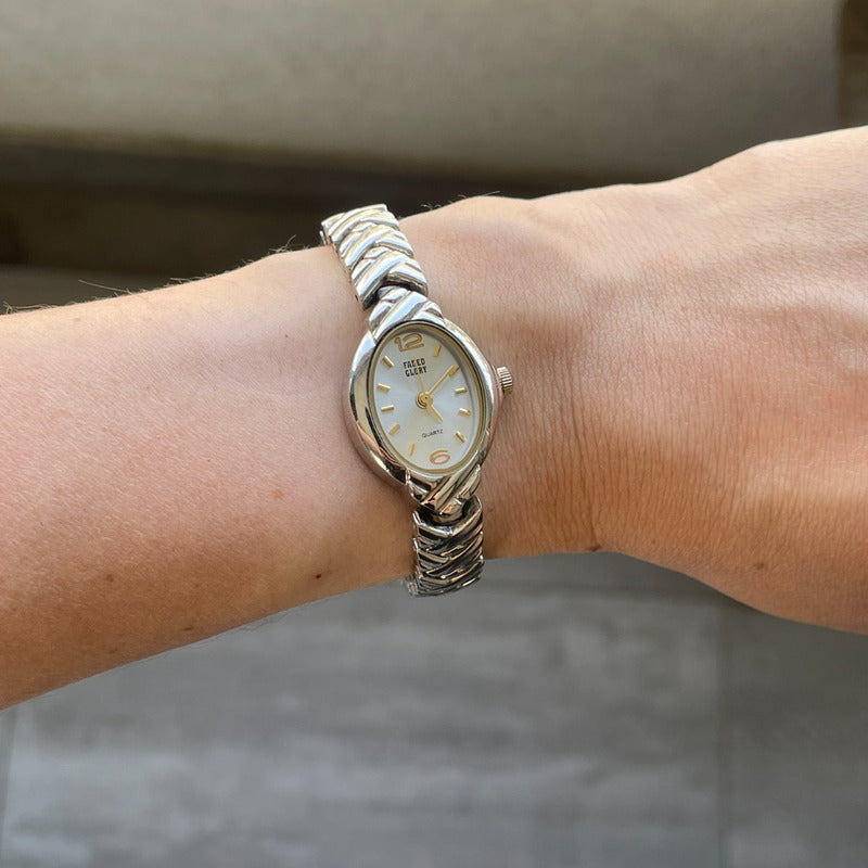 Reloj Faded Glory Mujer Año 1993 Oval Japan Mov Brazalete