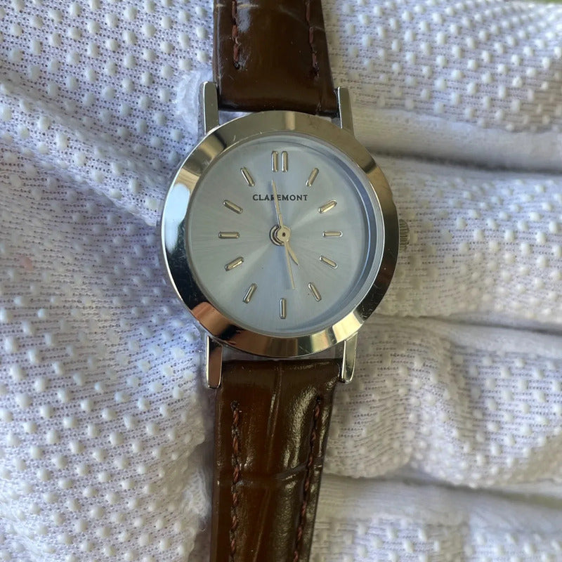 Reloj Claremont Mujer Dial Celeste Máq.japonesa 2000s Único