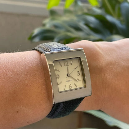 Reloj F30 Mujer Japan Mov Años 2.000 Modernismo Geométrico