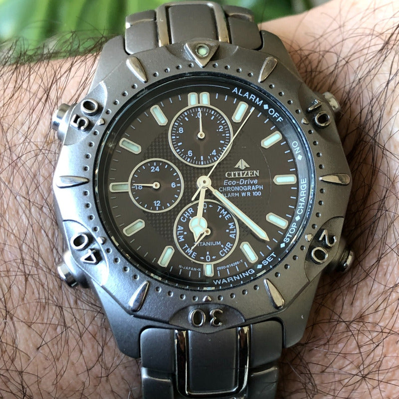 Reloj Citizen Eco-drive Solar Hombre Año 2001 Cronógrafo Titanio