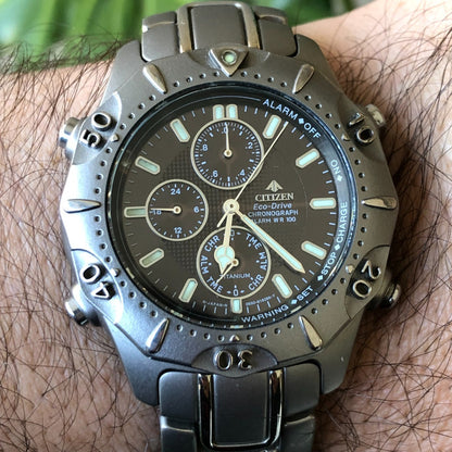 Reloj Citizen Eco-drive Solar Hombre Año 2001 Cronógrafo Titanio