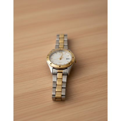 Reloj Timex Mujer Año 2009 Bisel Dorado Acero Two Tone