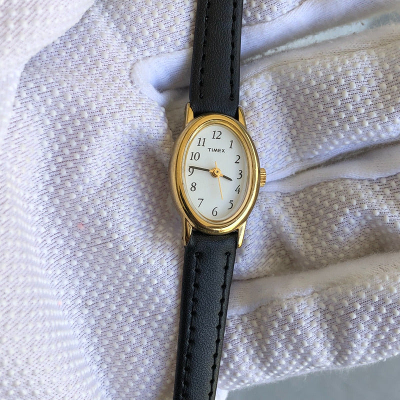 Reloj Timex Mujer Oval Vintage1998 Cuarzo Dorado 19mm Escaso