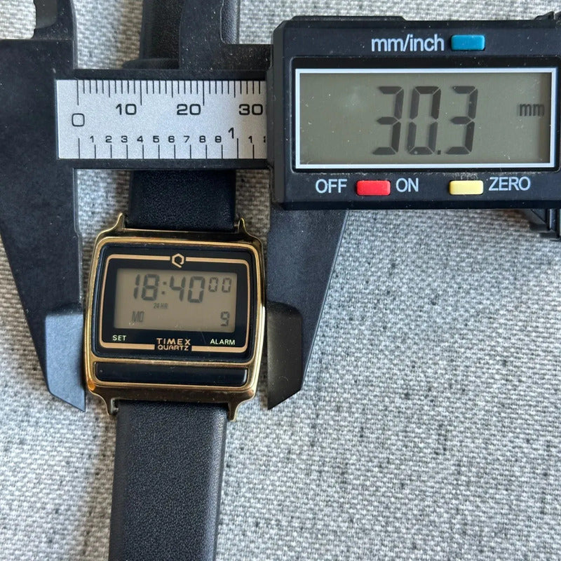 Reloj Timex Q Digital Hombre 1988 Retro Impecable Muy Escaso