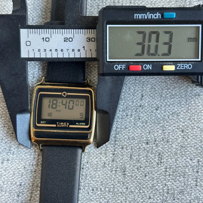 Reloj Timex Q Digital Hombre 1988 Retro Impecable Muy Escaso