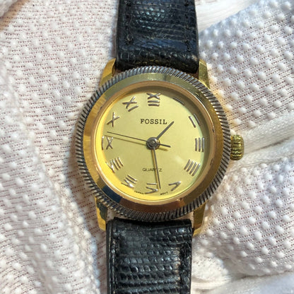 Reloj Fossil Mujer Años 80s Dorado Números Romanos Pionero