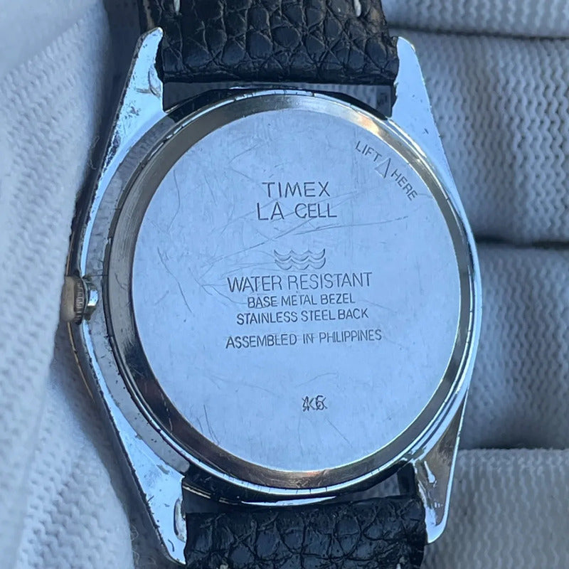Reloj Timex Quartz Day-date Hombre Vintage 1988 Bisel Acanalado