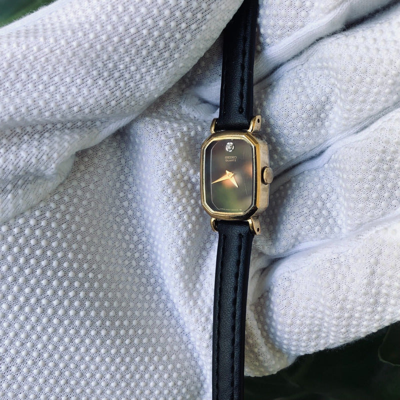 Reloj Seiko Mujer Año 1991 Rectangular Negro Ultra Compacto