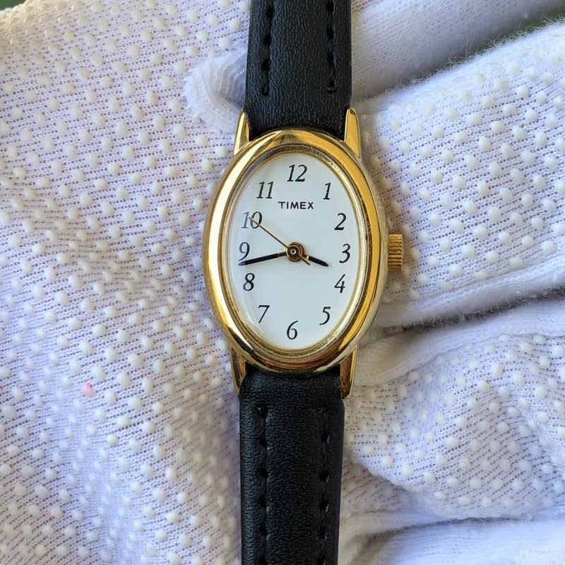 Reloj Timex Mujer Oval Vintage1998 Cuarzo Dorado 19mm Escaso
