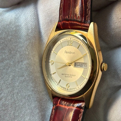 Reloj Armitron Clásico Día-fecha Impecable Dress 2005