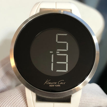 Reloj Kenneth Cole Hombre Año 2010 Futurista Correa Blanca Original