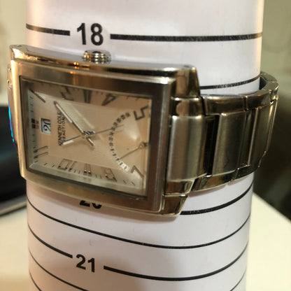 Reloj Kenneth Cole Hombre 2010 Rectangular Big Date Acero