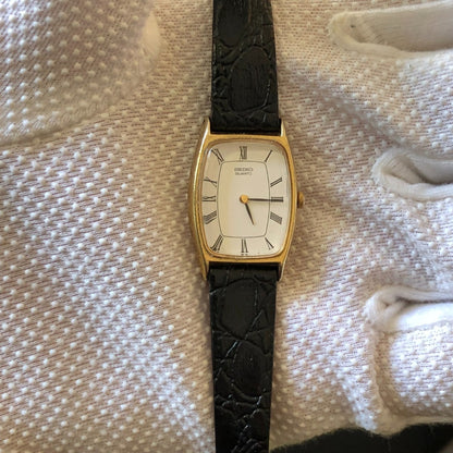 Reloj Seiko Mujer Vintage 1985 Ultrafino Art Deco Roman Dial