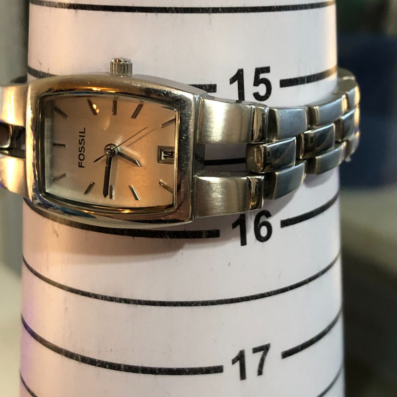 Reloj Fossil Mujer 2001 Caja Tonneau Sunburst Vertical