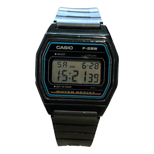 Reloj Casio F-28w Raro Vintage Digital Lanzado En 1984 Único