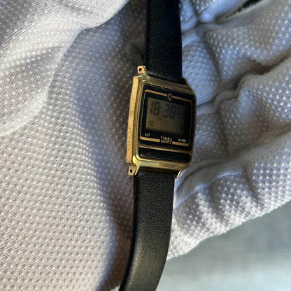 Reloj Timex Q Digital Hombre 1988 Retro Impecable Muy Escaso