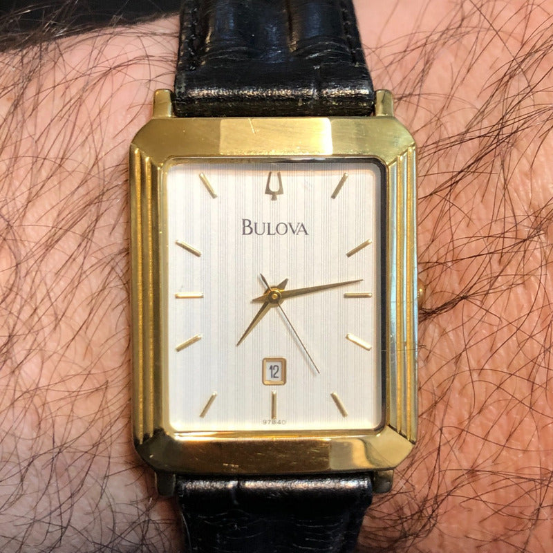 Reloj Bulova Dress Classic Hombre Año 1999 Con Fecha Central Raro