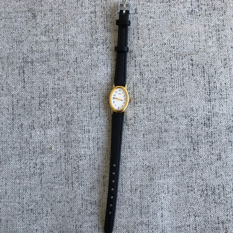 Reloj Timex Mujer Oval Vintage1998 Cuarzo Dorado 19mm Escaso