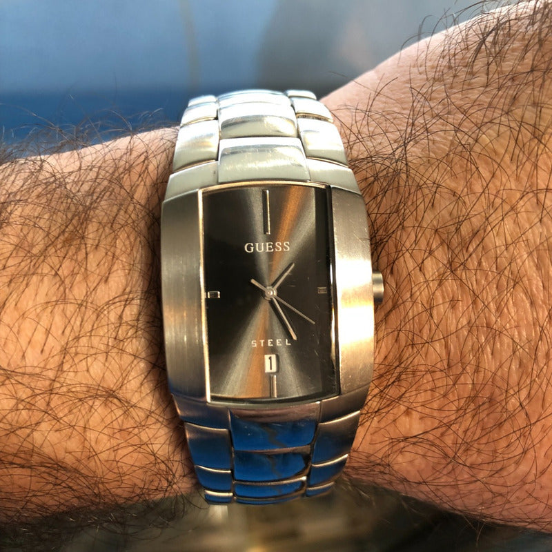 Reloj Guess Steel Hombre Inicios Años 2000 Sunburst Compacto