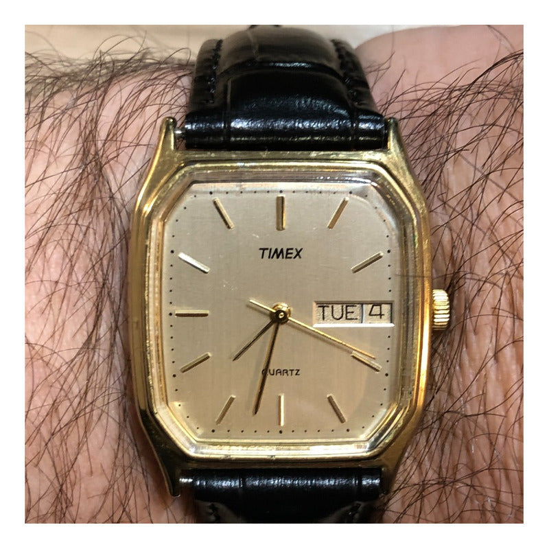 Reloj Timex Quartz Vintage Cuadrado Dress Con Día Y Fecha