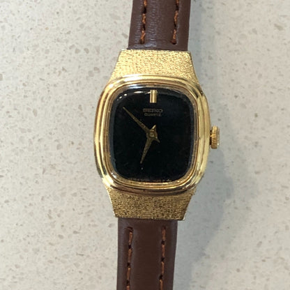 Reloj Seiko Mujer Vintage 1984 Quartz Caja Compacta Dorada
