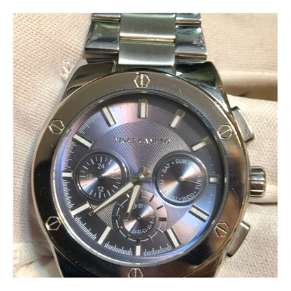 Reloj Vince Camuto Violeta Tornasol Caja Grande 44mm Hombre