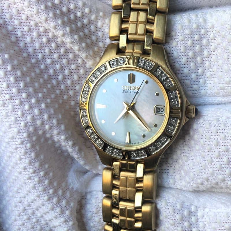 Reloj Citizen Mujer 2001 Eco-drive Madreperla Swarovski