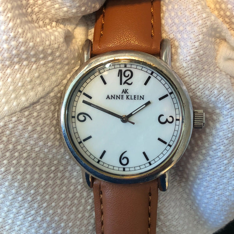 Reloj Anne Klein Nácar Mujer Año 2003 Transition Line Escaso
