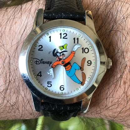 Reloj Disney Goofy Unisex Año 1999 Movimiento Inverso Raro