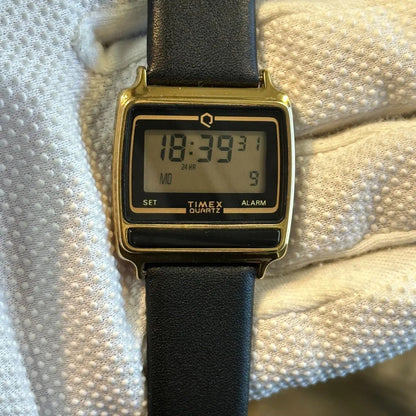 Reloj Timex Q Digital Hombre 1988 Retro Impecable Muy Escaso