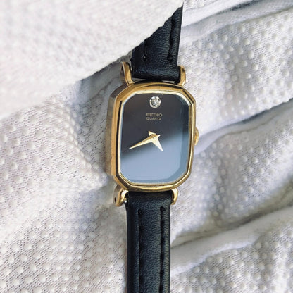 Reloj Seiko Mujer Año 1991 Rectangular Negro Ultra Compacto