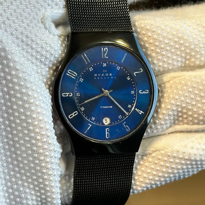 Skagen Danés Hombre Titanium 2004 Ultra Liviano Delgado Leer