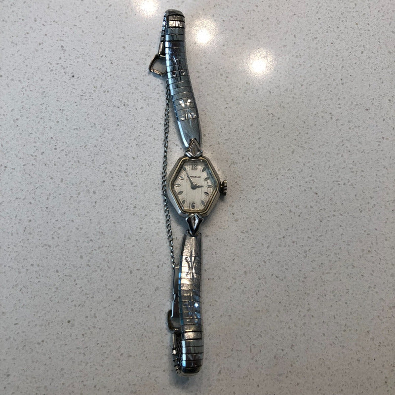 Reloj Caravelle By Bulova Suizo 1971 A Cuerda Mujer 17 Rubíes
