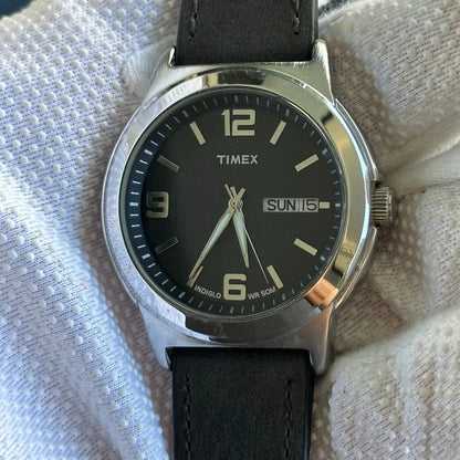 Reloj Timex Hombre Negro Day-date 2014 Indiglo Dial Cuadri.