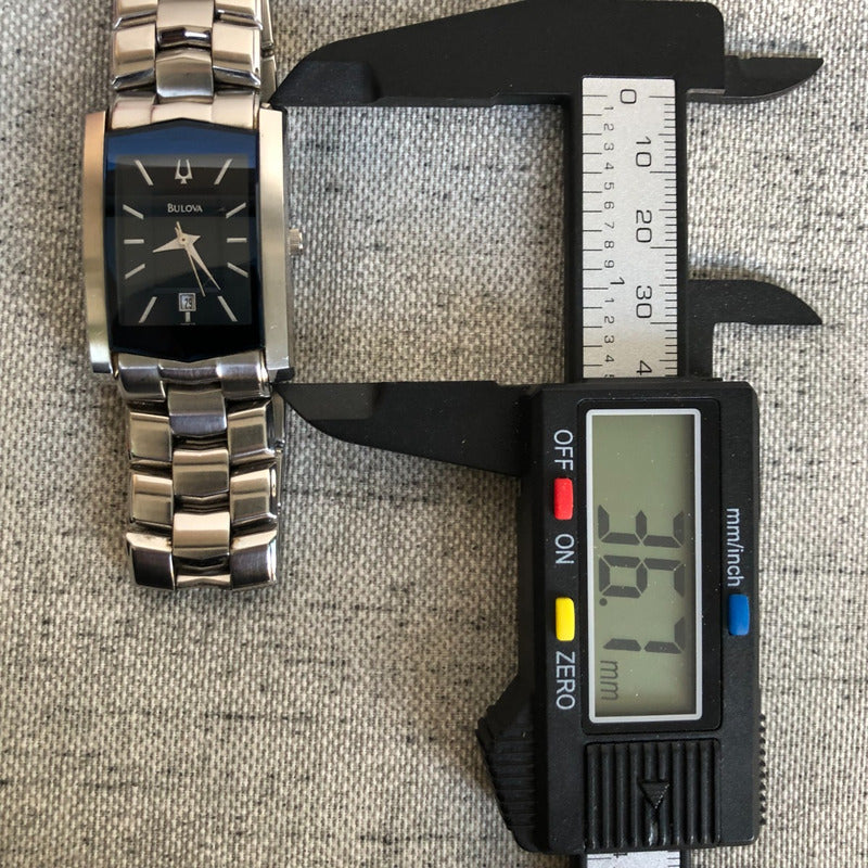 Reloj Bulova Hombre Año 2004 Rectangular Dial Azul Profundo