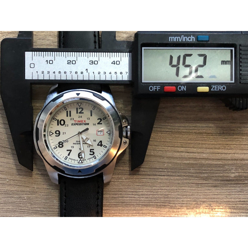Reloj Timex Expedition Field Shock Oversized Años 2000 Crema