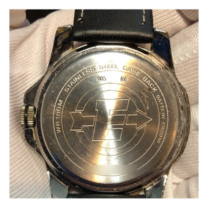 Reloj Timex Expedition Field Shock Oversized Años 2000 Crema