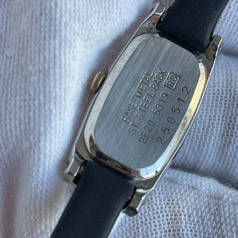 Reloj Seiko Mujer Vintage 1982 Rectangular Ultradelgado
