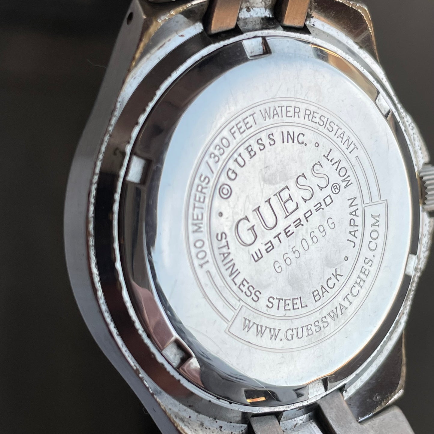 Reloj Guess Waterpro Hombre Años 2000 Bicolor 42mm Dial Sunburst